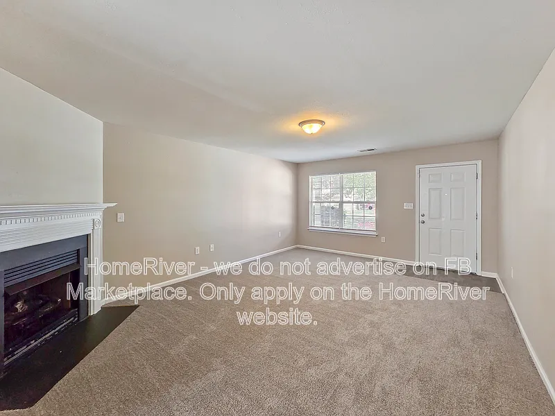 4 bed, 2.5 bath, 2072 sqft, $2,375 — Photo 3