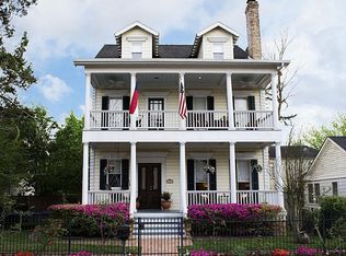 614 E 10th St, Houston, TX 77008