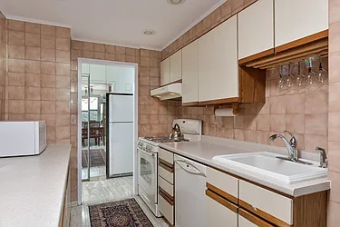 Sold by Houlihan Lawrence