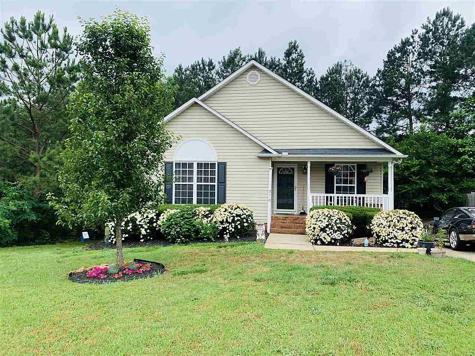 1st image of 370 E Myles Ln