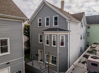 912 Plymouth Ave, Fall River, MA 02721