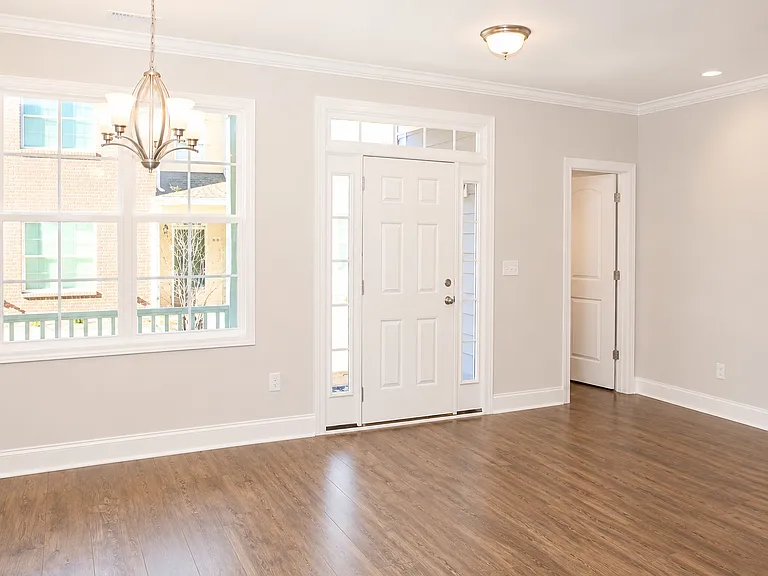904 Laurel Gate Dr — Photo 7