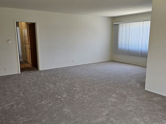 3rd image of 134 5th St #D
