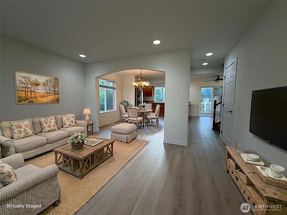 2nd image of 6731 37th Street NE