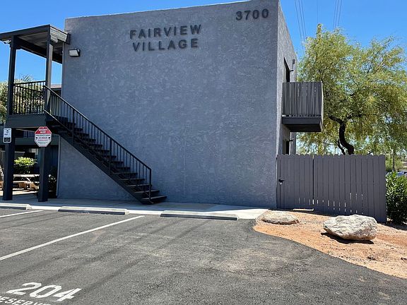 4th image of 3700 N Fairview Ave #1B-1Ba-444Sqft
