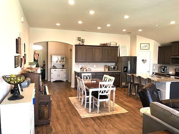 2nd image of 2552 Old Buck Dr