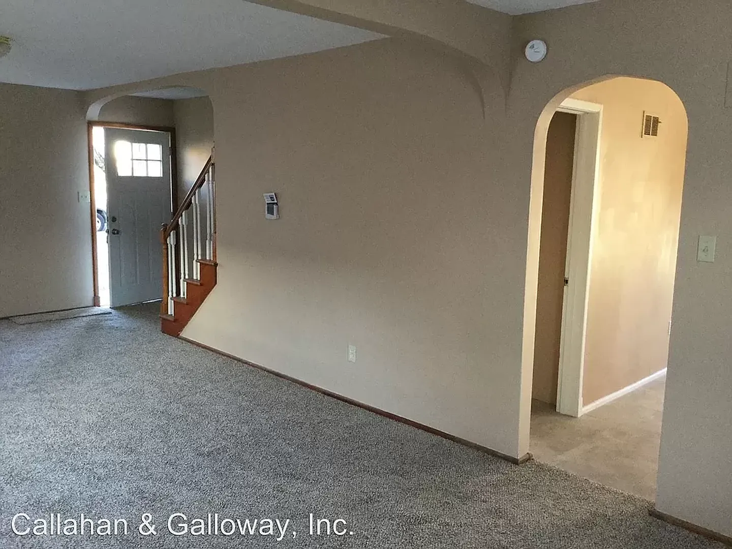 3 bd, 2 ba house in east campus across from Boone Hospital, walk to campus and downtown, great sh... — Photo 3
