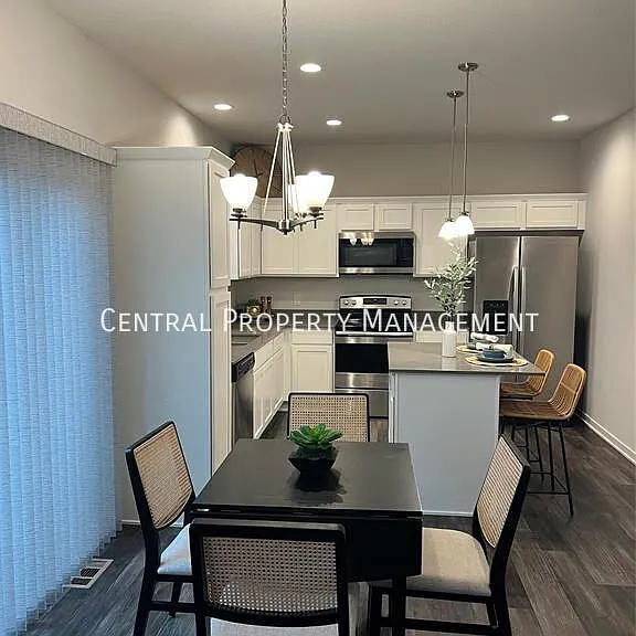 15133 Foxglove Ln — Photo 5