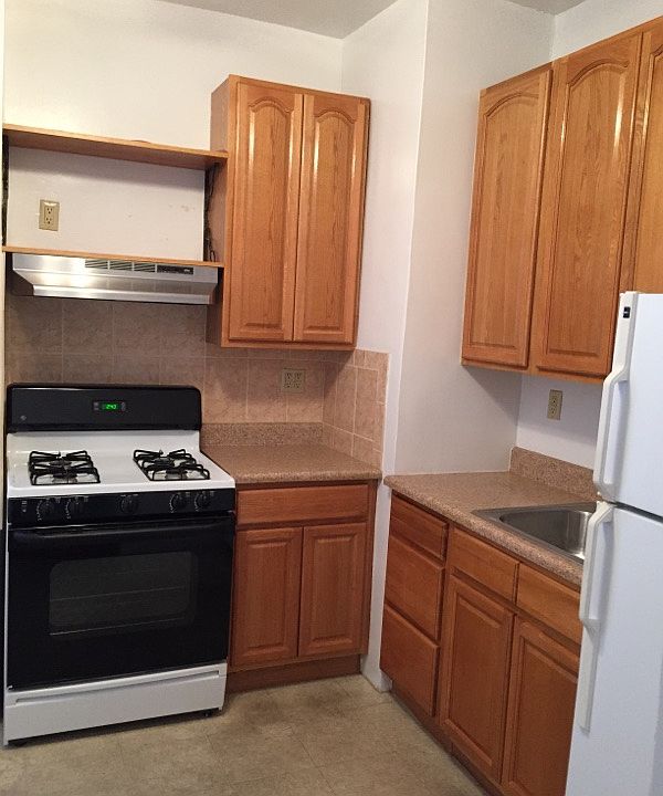 1st image of 2805 33rd St #3E