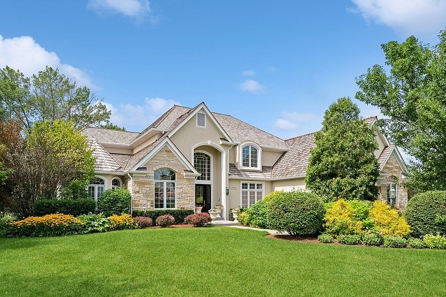 1st image of 29040 N Spoon Ct