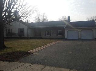136 Cypress Dr, Hightstown, NJ 08520