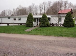 116 Pavillion Ln, Meyersdale, PA 15552