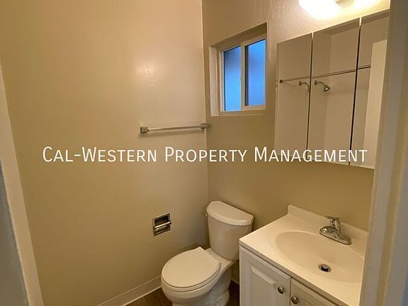 5th image of 275 Perrymont Ave