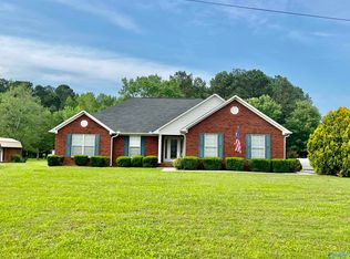 108 Nelson Hollow Rd, Somerville, AL 35670