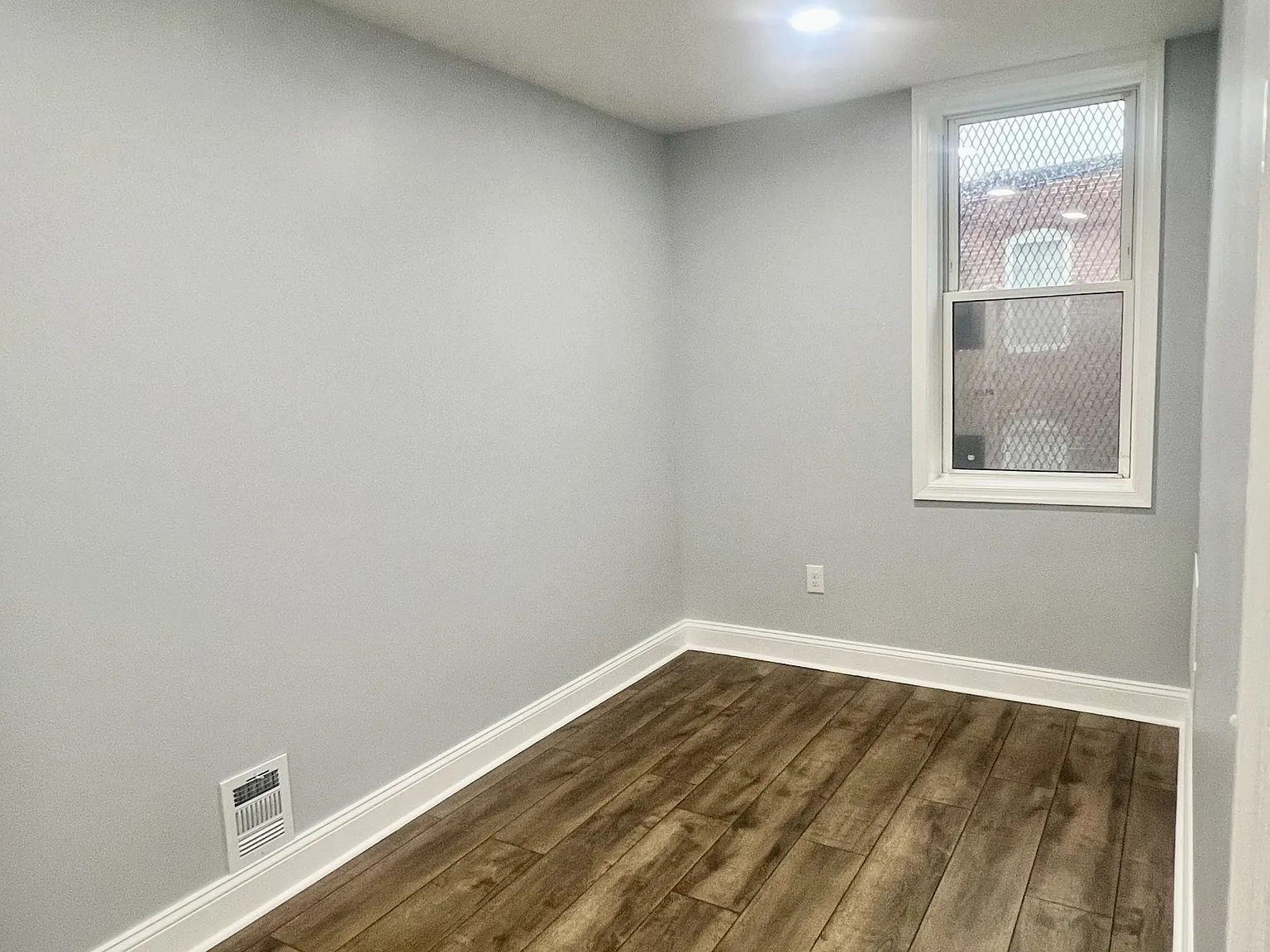 2431 McElderry Street - - — Photo 2