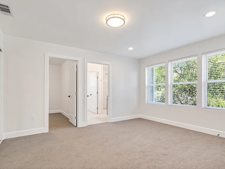 109 Paul Wittke Dr — Photo 12