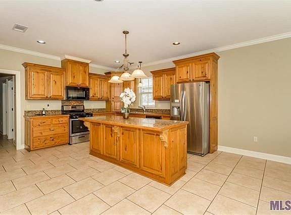 5th image of 5513 Parkknoll Place Dr
