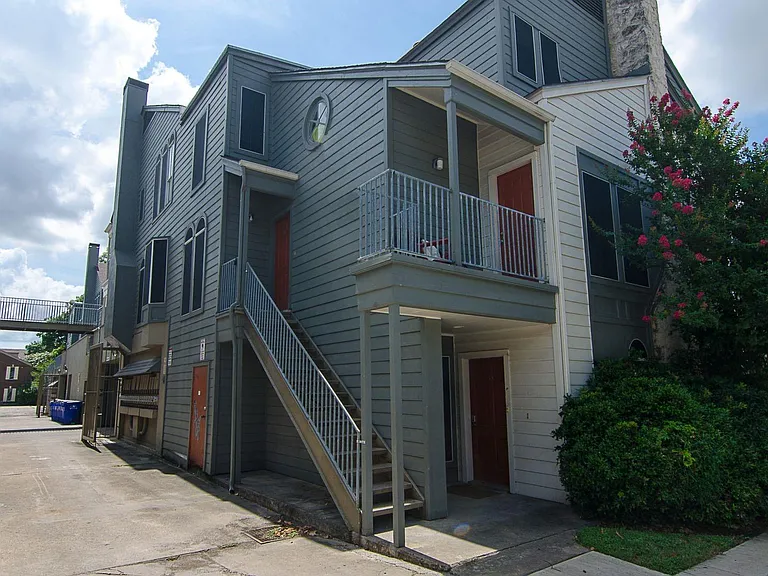 2529 Rio Grande St #39 — Photo 2