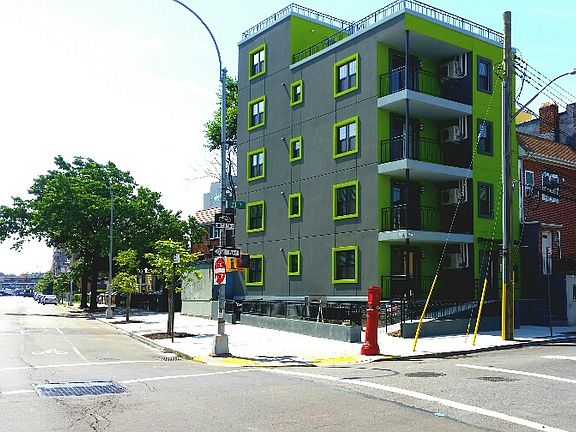 2nd image of 2503 23rd St