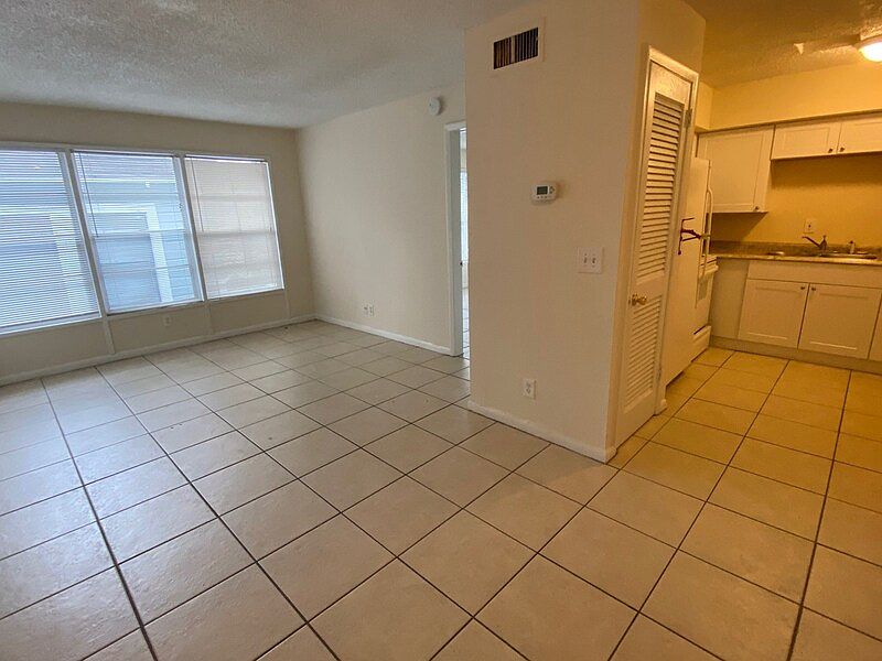 1st image of 1318 Sydney Pl APT 6