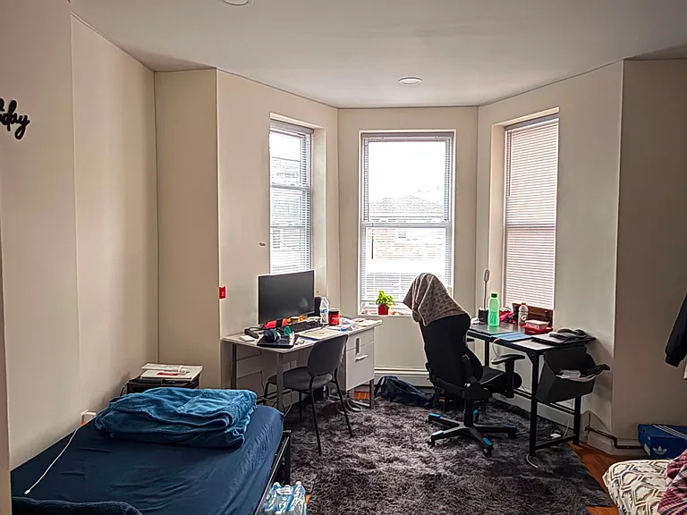 258 Hancock Ave #2 — Photo 2
