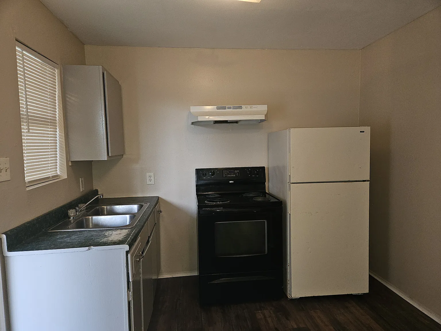 1 bed, 500 sqft, $750 — Photo 1