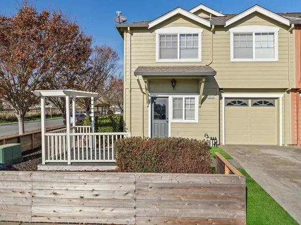 1610 Lance Drive, Santa Rosa, CA 95401