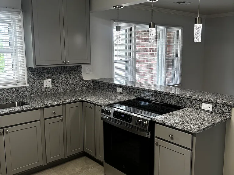 1231 Mount Aetna Rd — Photo 6