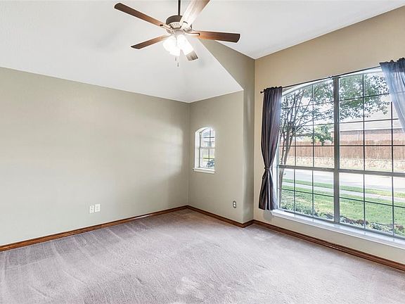5th image of 5524 Amistad St