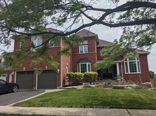 2293 Abbott Cres, Pickering, ON L1X 2T5