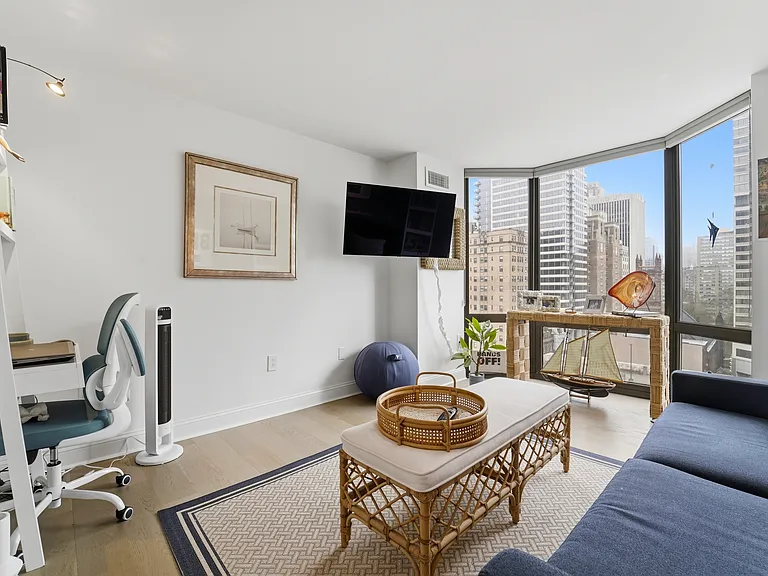 2020 Walnut St #14CD — Photo 27