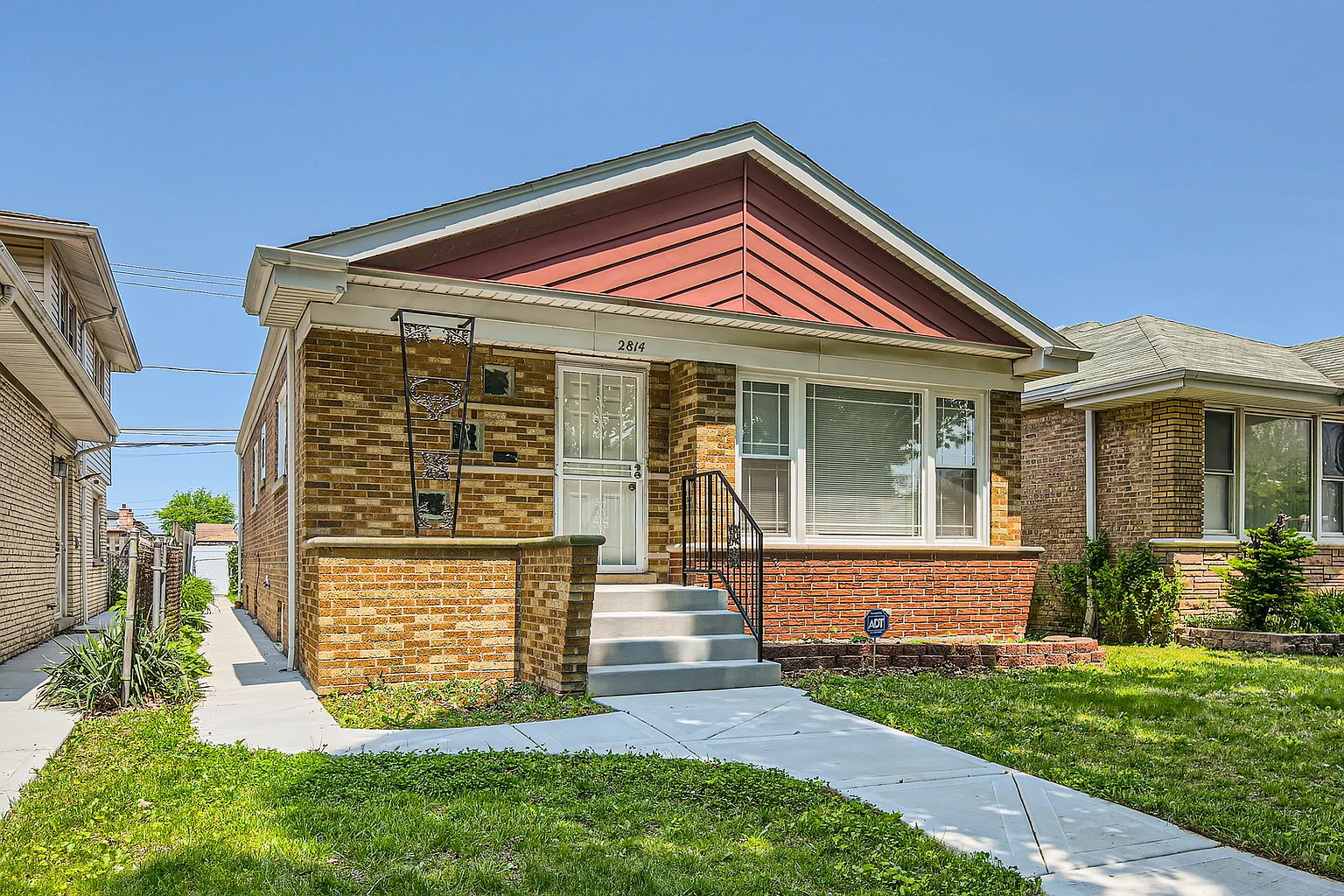 2814 W 83rd St photo 1