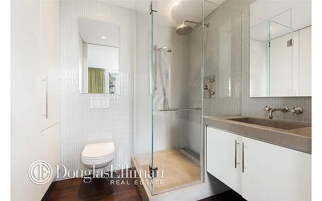 Sold by Douglas Elliman | media 15