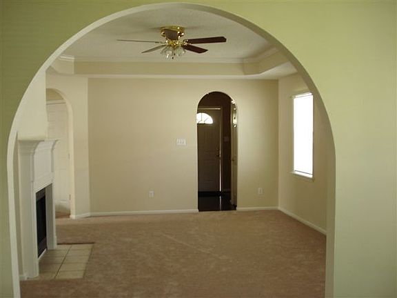 2nd image of 4130 Sedgwyck Ln