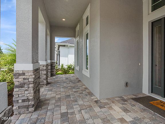 2nd image of 21 Kingswood Ct