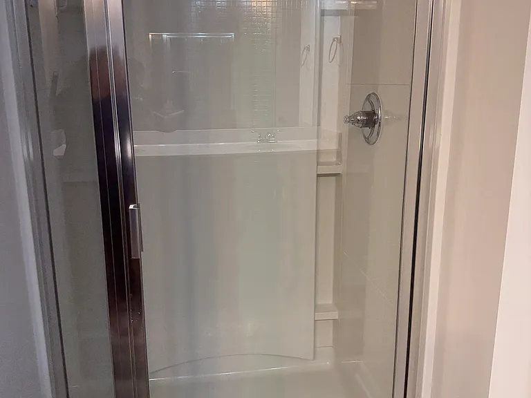 406 Larry Ln — Photo 20