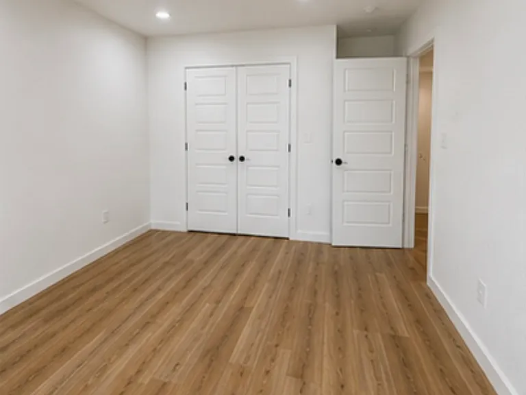 2291 W Wedington Dr #1 — Photo 14