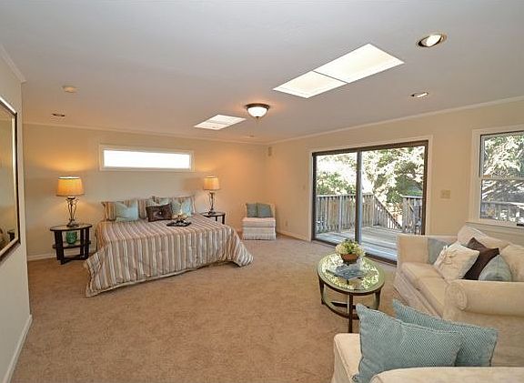 2nd image of 1380 Vista Grande