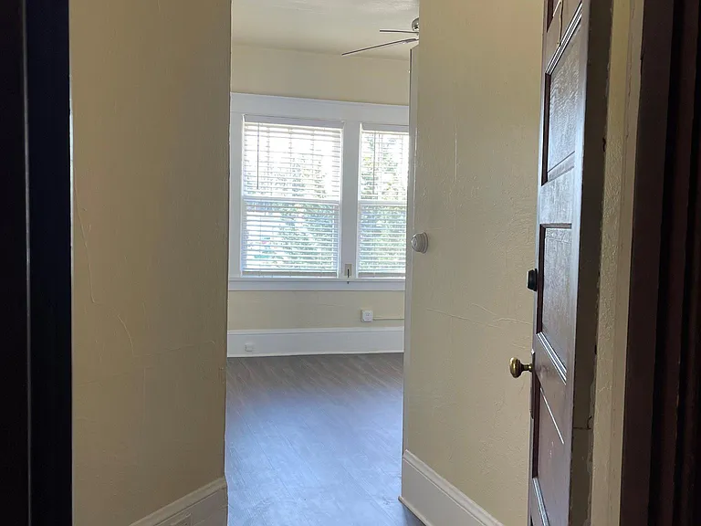 12440 SW Broadway St #3 — Photo 2