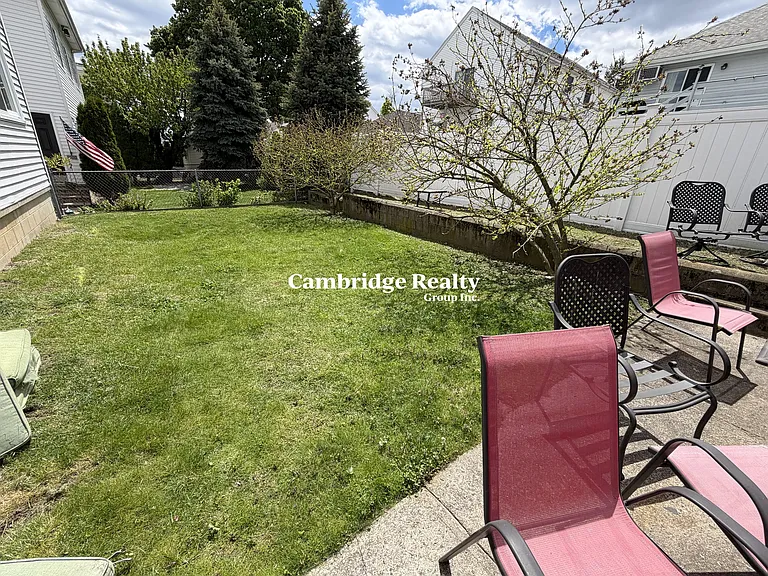 80 Ten Hills Rd #T — Photo 17