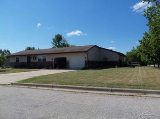2420 Darwin Ln, Saginaw, MI 48603