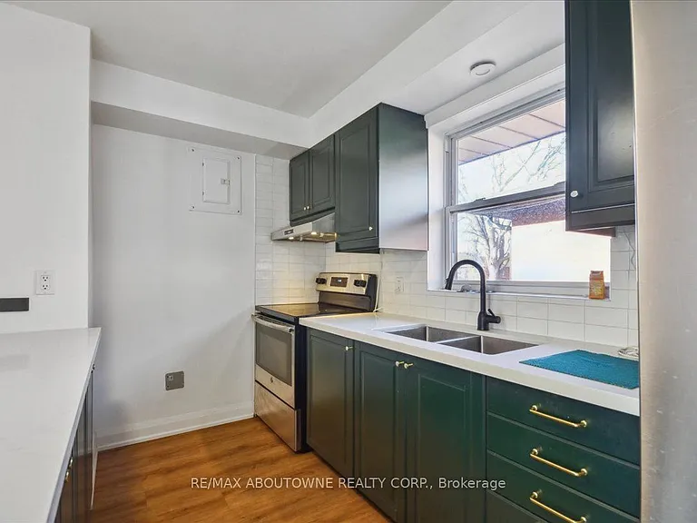 2 Wesley St #6 — Photo 14