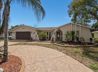 7104 Bramblewood Dr, Port Richey, FL 34668