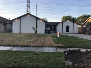 9003 Kirkmont Dr, Houston, TX 77089