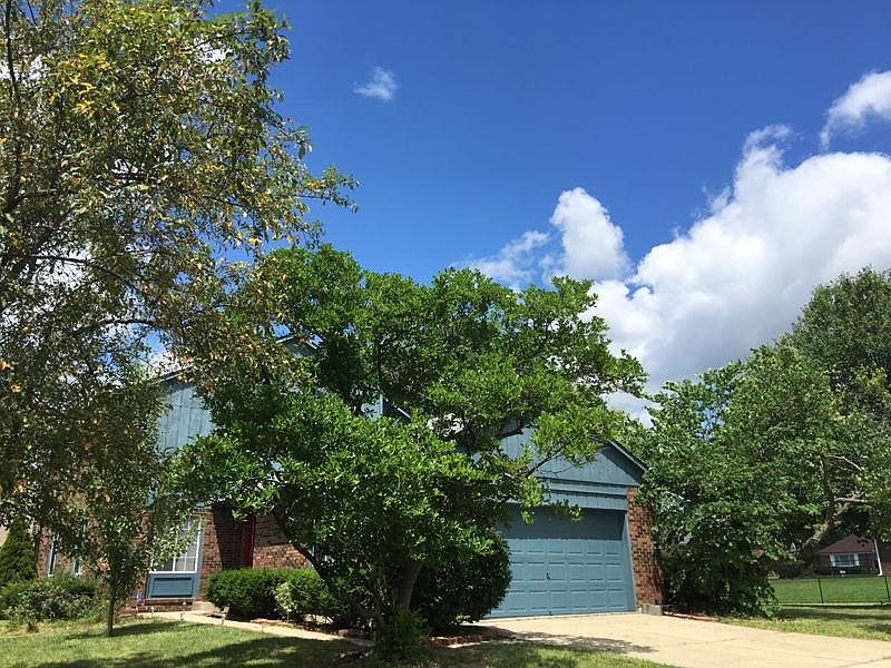 1st image of 3203 Acacia Dr