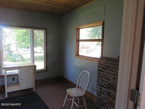 4th image of 106 Viking Ct