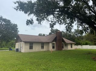 15314 Indian Head Dr, Tampa, FL 33618