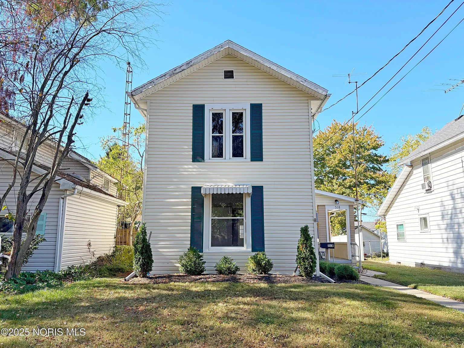 518 S Grove St photo 1