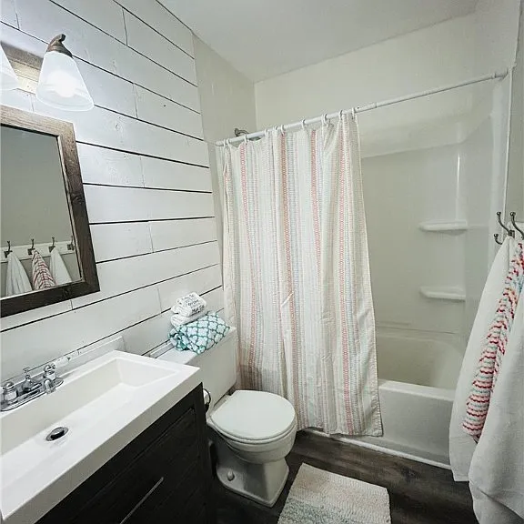 11500 Frederick Farms Cir — Photo 13