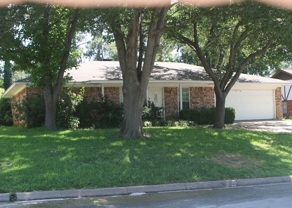 1st image of 2137 Sierra Dr